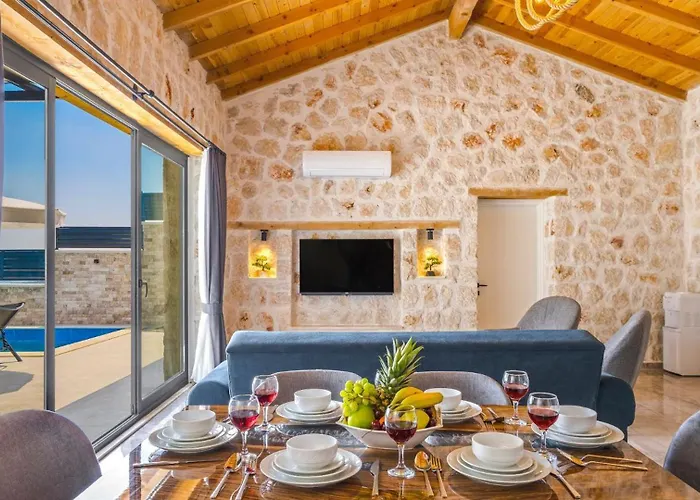 Islamlar Village 2 Bedroom - Heated Indoor Pool Kalkan