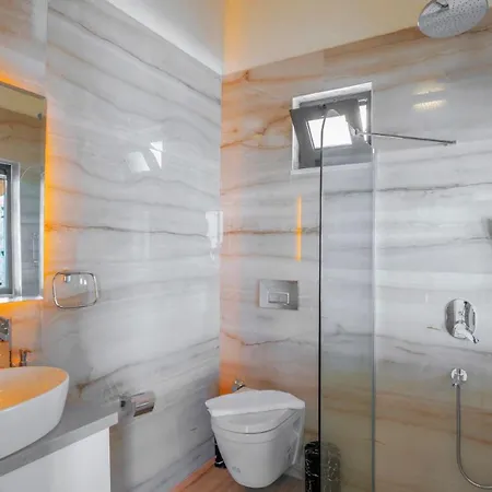 Islamlar Village 2 Bedroom - Heated Indoor Pool *